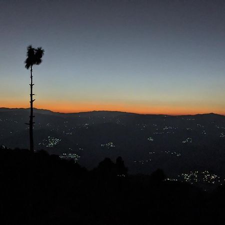 The Buransh Inn Almora Dış mekan fotoğraf