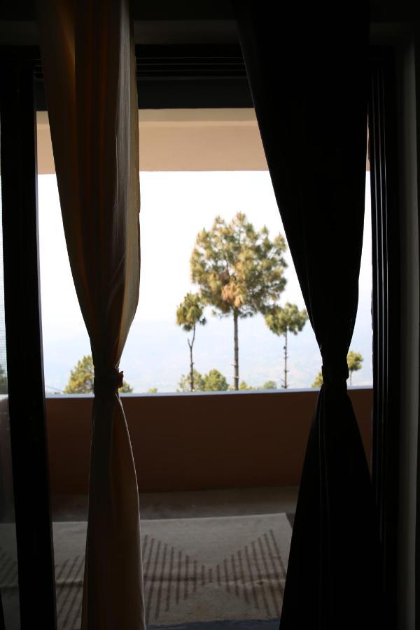 The Buransh Inn Almora Dış mekan fotoğraf
