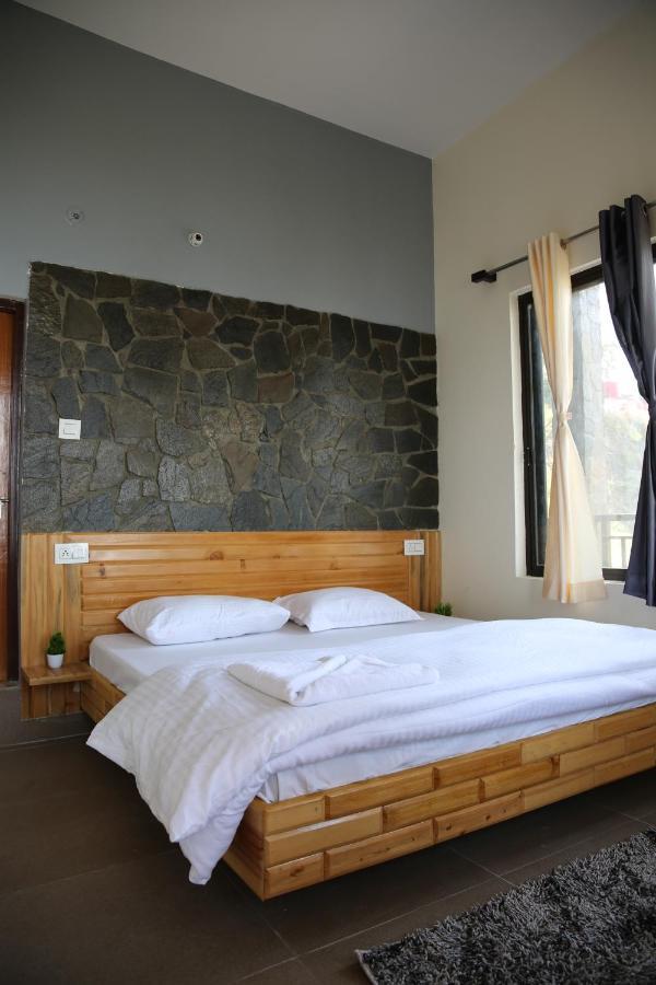 The Buransh Inn Almora Dış mekan fotoğraf