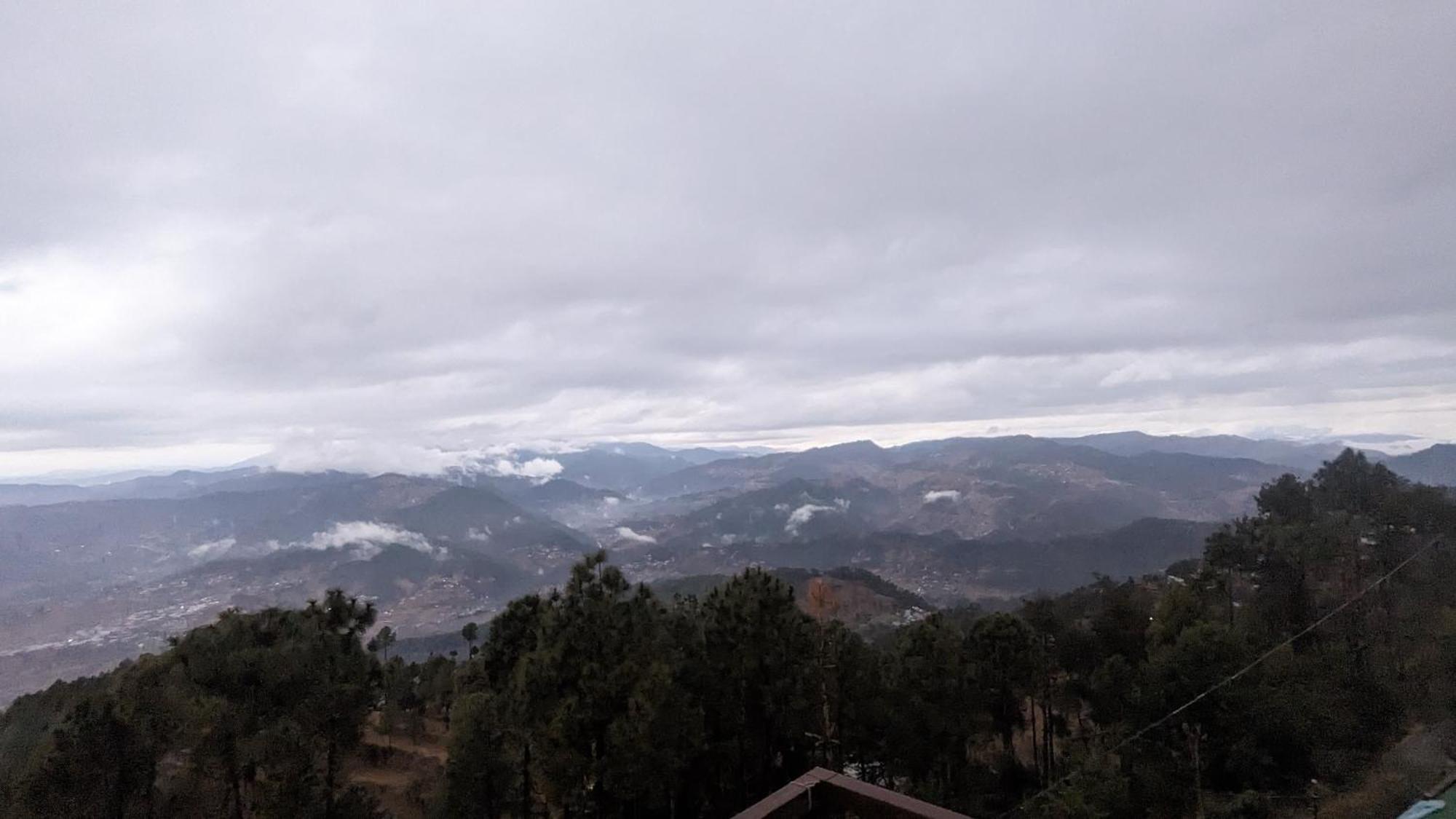 The Buransh Inn Almora Dış mekan fotoğraf